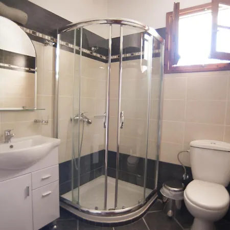 Giorgio Lägenhet Nikiana